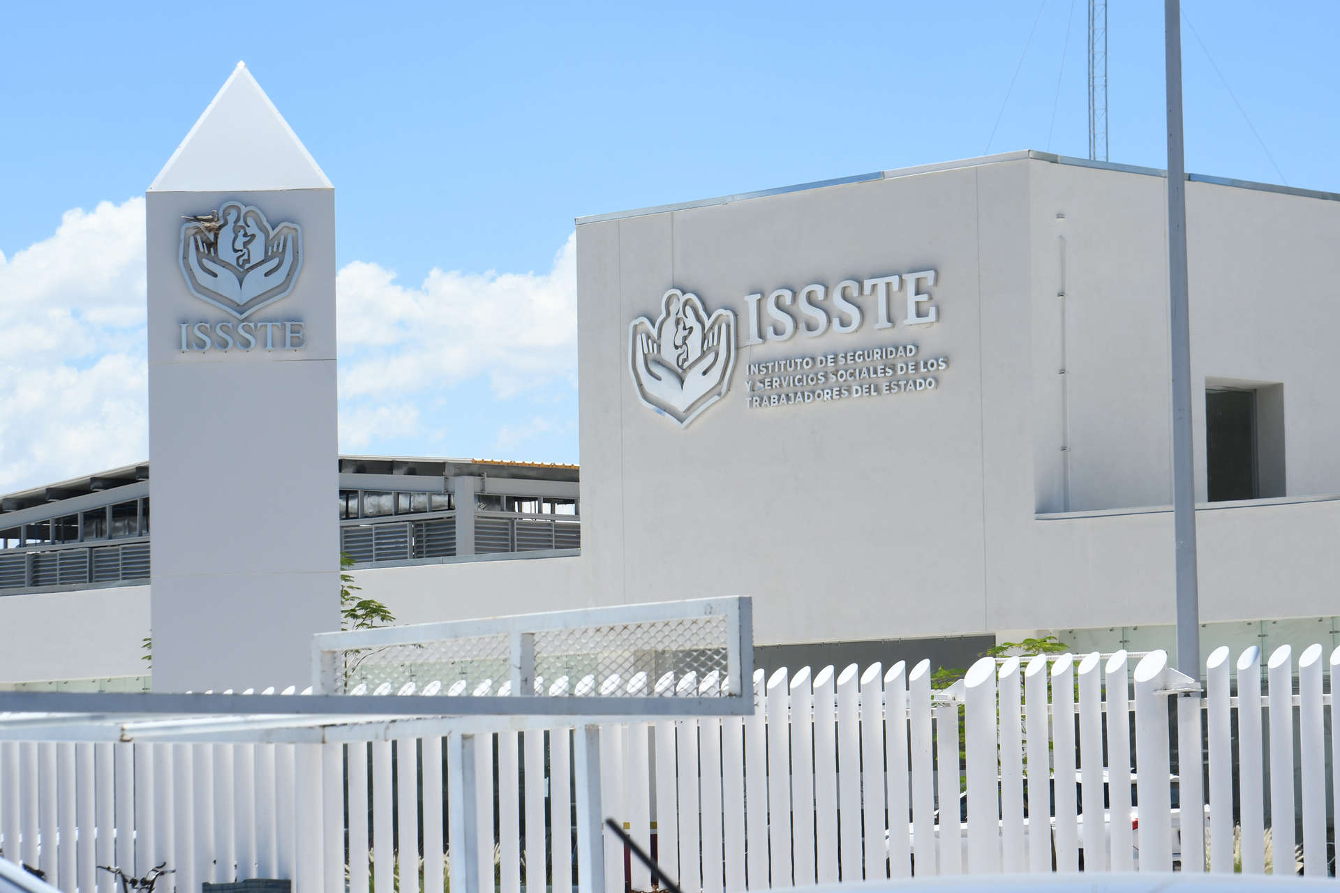 Federación invertirá hasta 1.2 mdp a cada clínica del ISSSTE en Coahuila