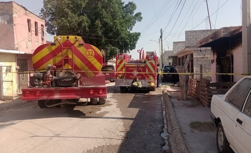 Muere madre de familia que resultó intoxicada en incendio, sus pequeños hijos continúan graves