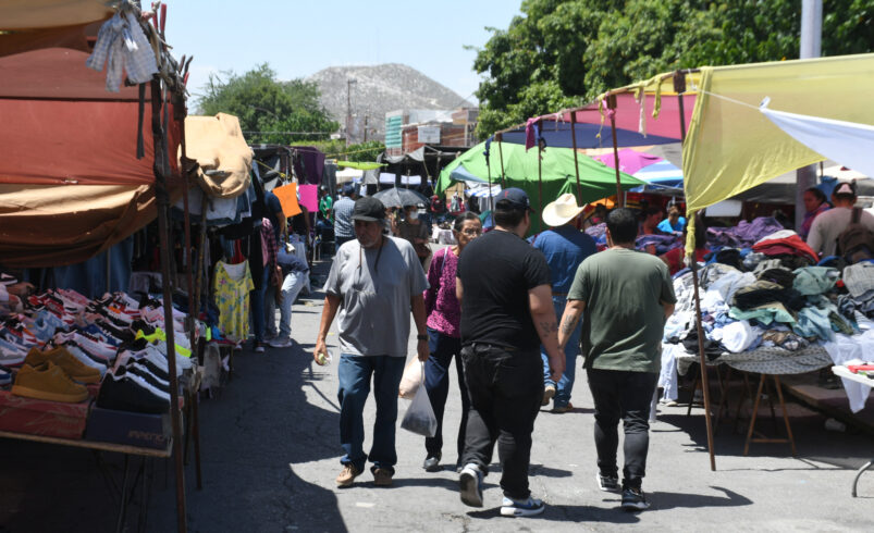 ¿Cuáles son las fayucas más grandes de Torreón y qué horarios tienen?