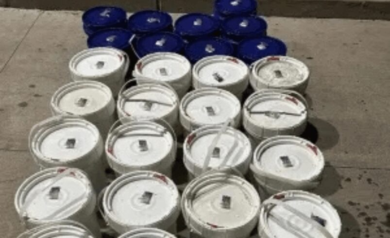 Decomisan más de 500 kilos de metanfetamina líquida en Eagle Pass-Piedras Negras