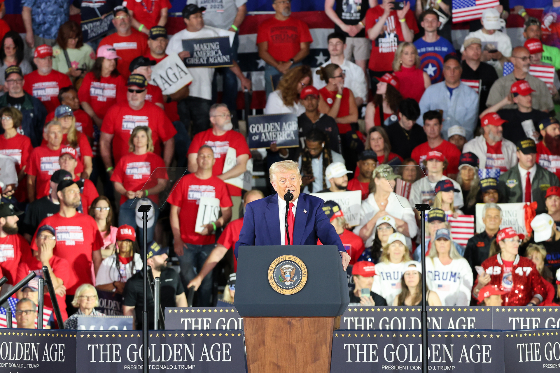 Trump celebra 100 días de regreso en el poder en el estado de Michigan