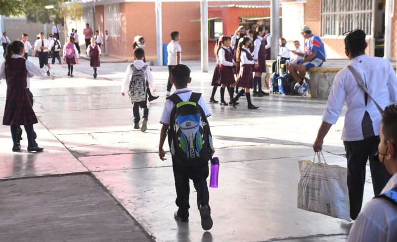 De última hora, Coahuila autoriza megapuente en escuelas públicas de nivel básico
