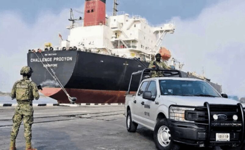 Marina incauta 20 millones de litros de huachicol, pero «desaparece» la mitad