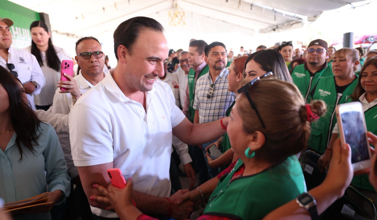 Gobernador Manolo Jiménez y alcaldes de Coahuila felicitan a las mamás coahuilenses