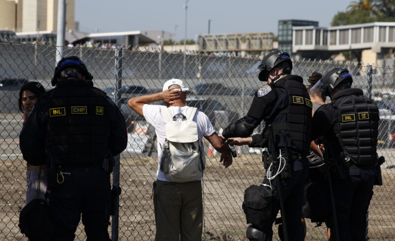 Piden poner fin a las redadas contra migrantes en Estados Unidos
