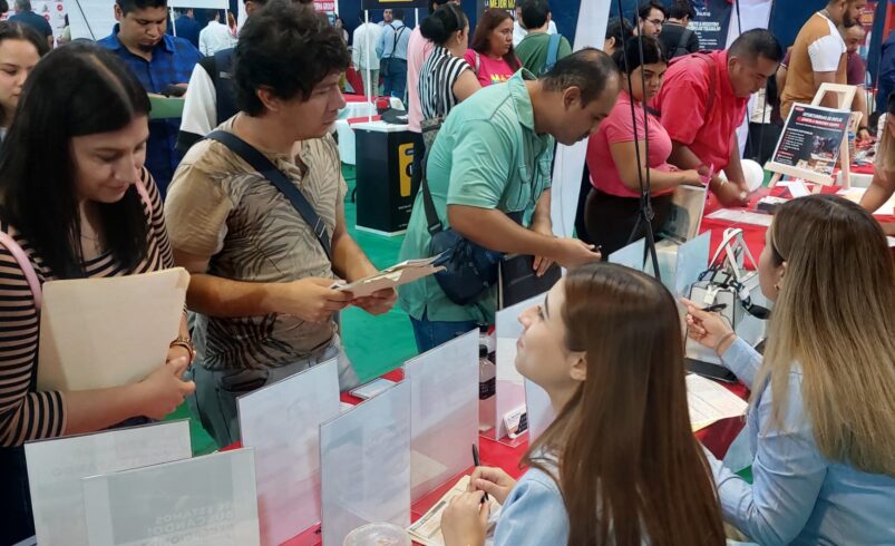 Se realiza la Feria Nacional de Empleo Gómez Palacio 2025 con gran participación empresarial