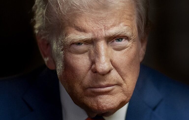 Trump duplica aranceles al acero y aluminio: subirán al 50% a partir del 4 de junio