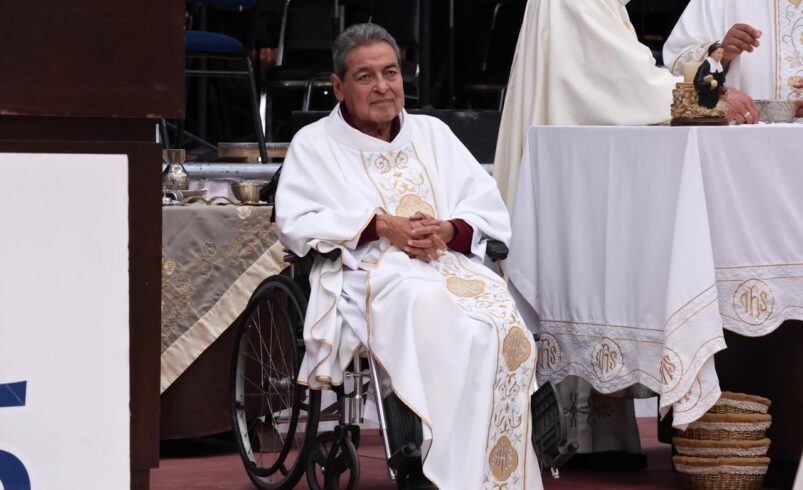 Fallece el padre Zatarain tras permanecer hospitalizado más de 20 días