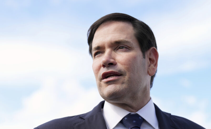 Marco Rubio aterriza en México para reunión con Sheinbaum