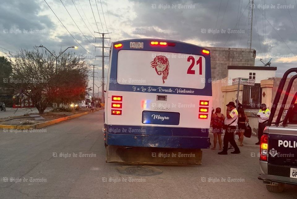 Muere mujer tras ser arrollada por autobús de pasajeros en Gómez Palacio, el responsable huyó del lugar