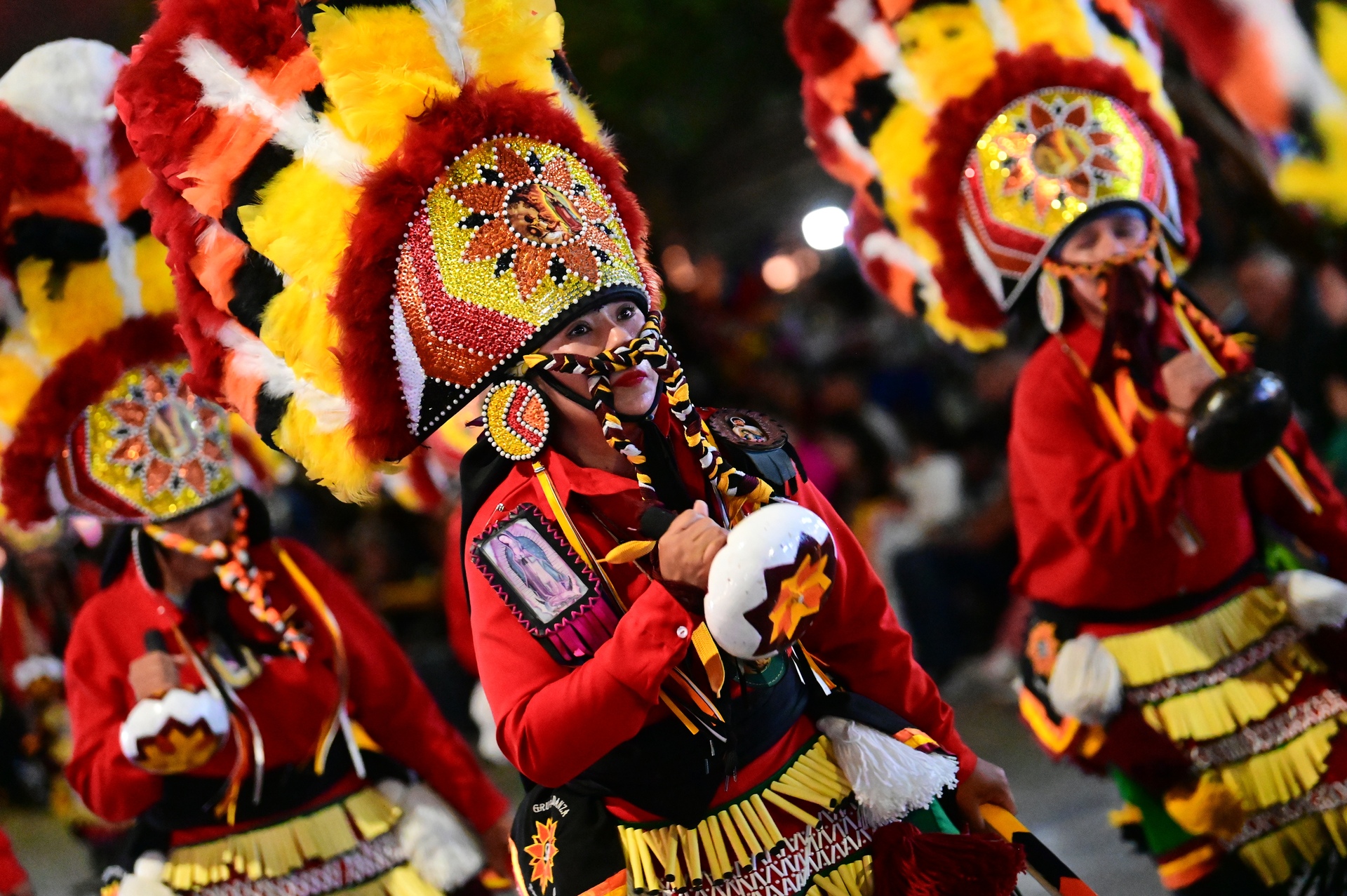 Devotos del Mercado de Abastos cumplen tradición guadalupana con peregrinación