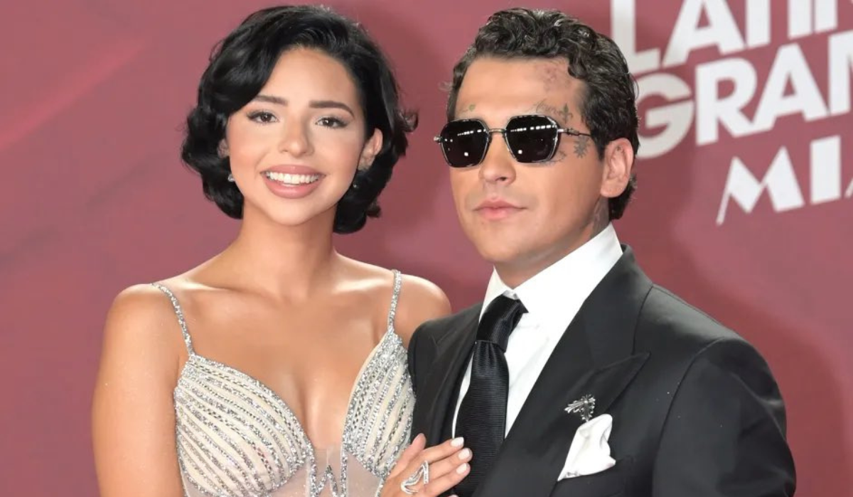 Atacan a balazos convoy de Christian Nodal y Ángela Aguilar