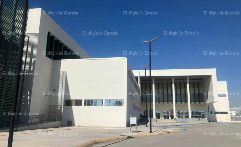 Resuelven brote de aguas negras en Hospital Nuevo de Gómez Palacio y piden disculpas a usuarios