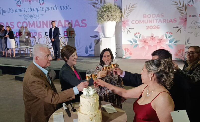 En Torreón, se casan 229 parejas en una gran Boda Comunitaria