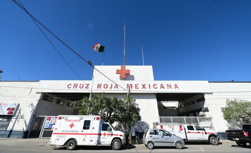 Hombre fallece en la Cruz Roja tras ingresar golpeado y apuñalado en Torreón