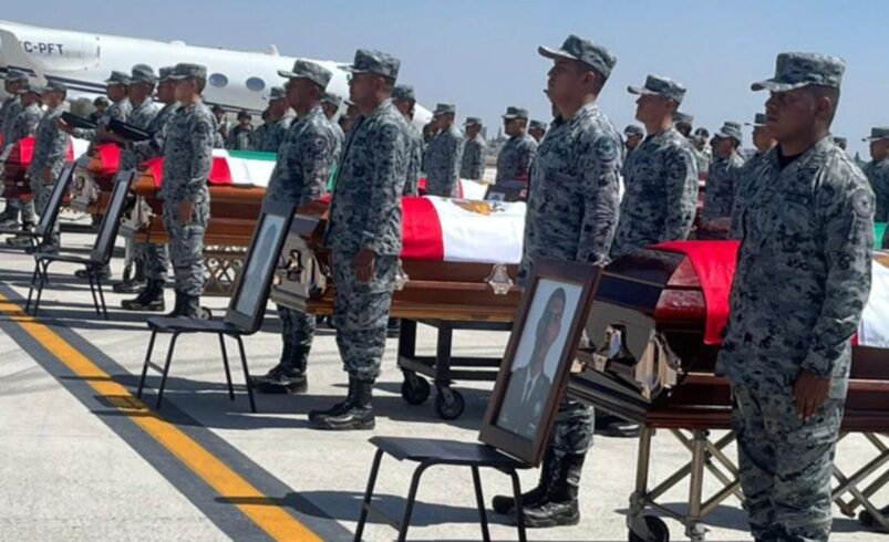Realizan honores fúnebres a uniformados caídos en operativo contra «El Mencho»