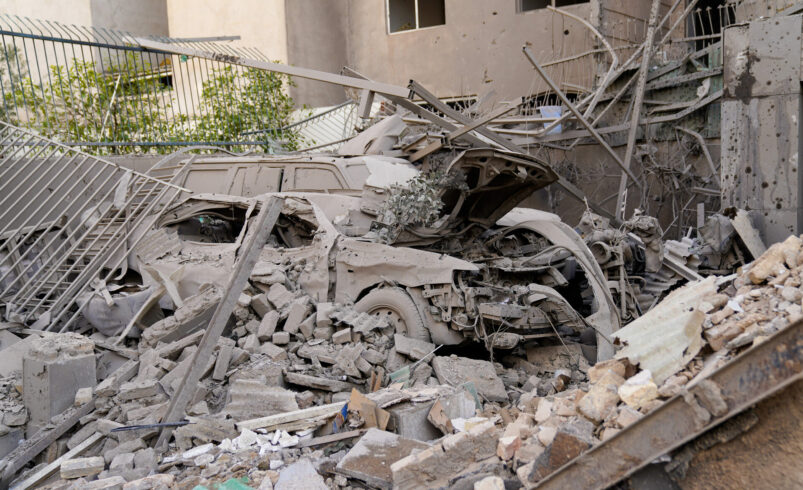 Reportan más de 200 muertos y 700 heridos en Irán por ataques de EU-Israel