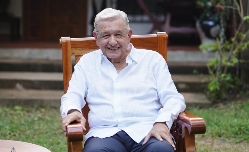 Niegan que AMLO ingresó a Hospital Central Militar tras rumor