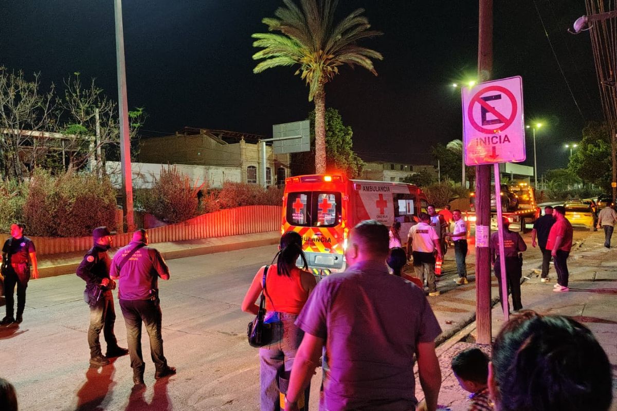 Hombre es trasladado en estado grave tras ser localizado herido en el bulevar Revolución