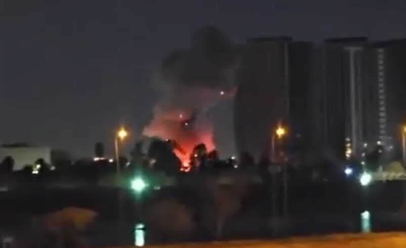 Embajada de EU en la capital de Irak enfrenta bombardeos y ataques con drones iraníes