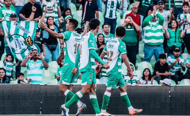 Santos Laguna se impone a Puebla en el Corona y se queda con los tres puntos