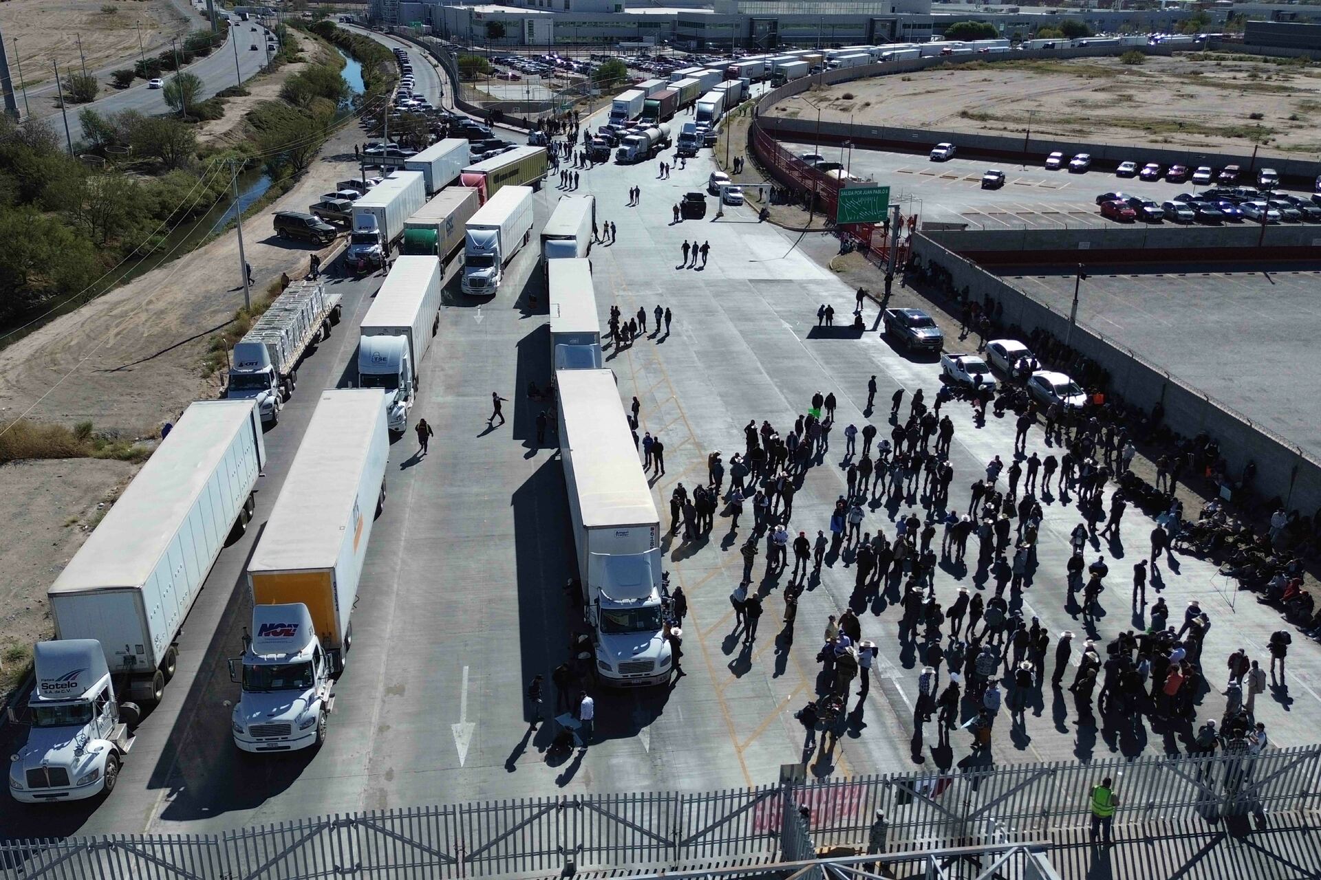 Segob reitera que no existe razón del paro de transportistas