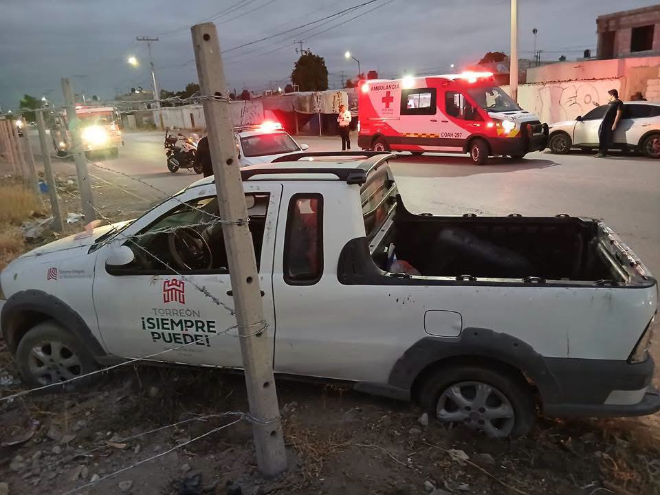 Lesionada por percance vial con camioneta del Ayuntamiento no fue embestida; viajaba en la unidad