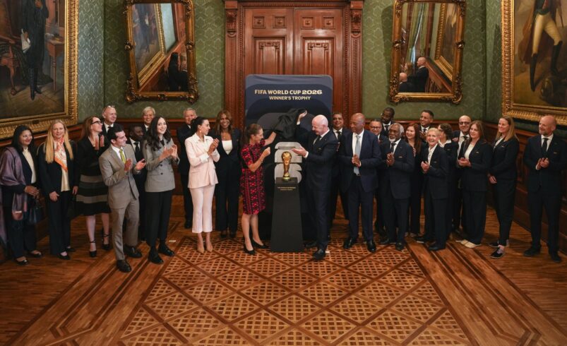 Sheinbaum da ‘cordial bienvenida’ a Infantino antes de la inauguración del Mundial 2026