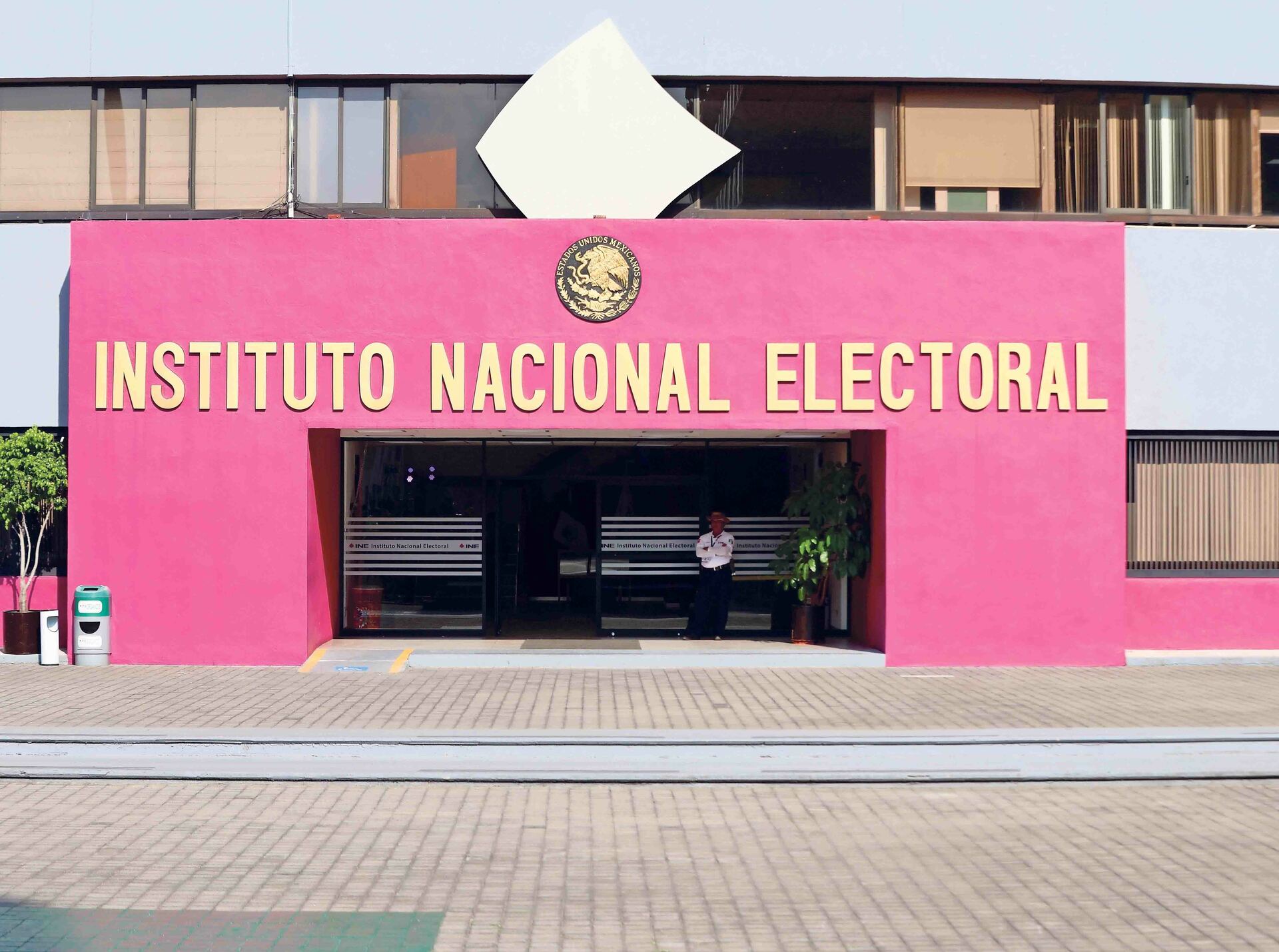 INE aprueba registro de Somos México y Construyendo Sociedades de Paz