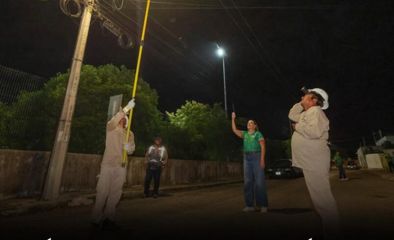 Mérida moderniza el alumbrado público con luminarias LED