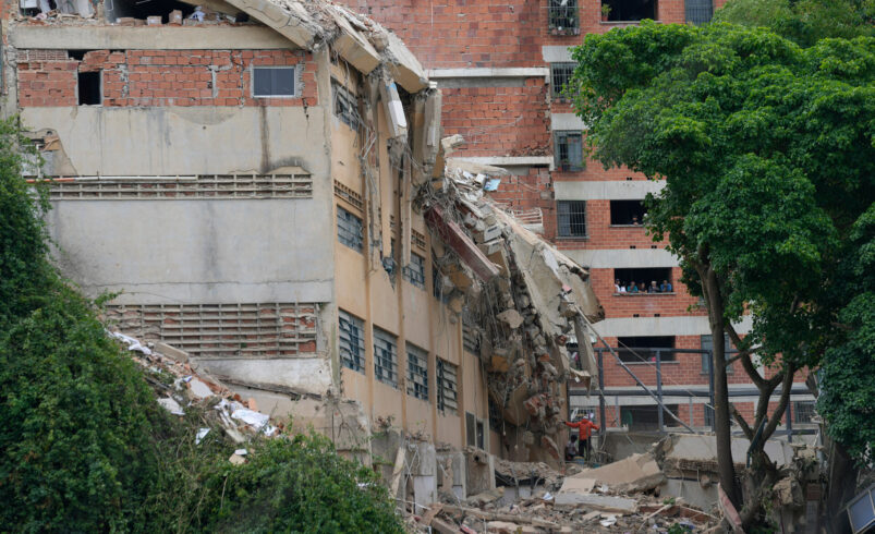 Cifra de fallecidos por sismos en Venezuela supera los 4,000
