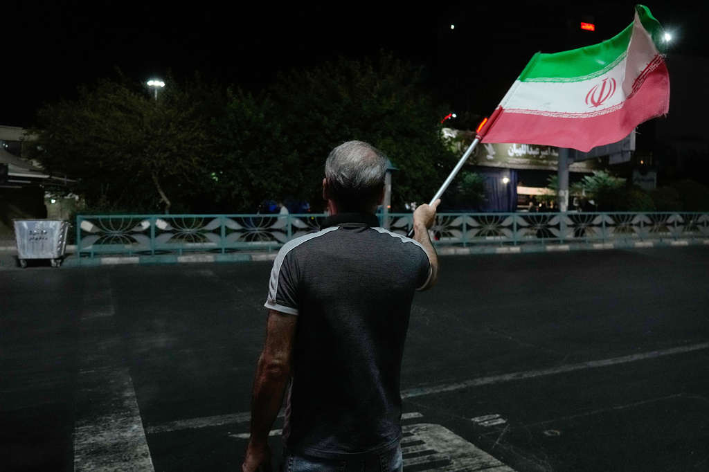 EU lanza más ataques contra Irán en medio de escalada ofensiva por estrecho de Ormuz