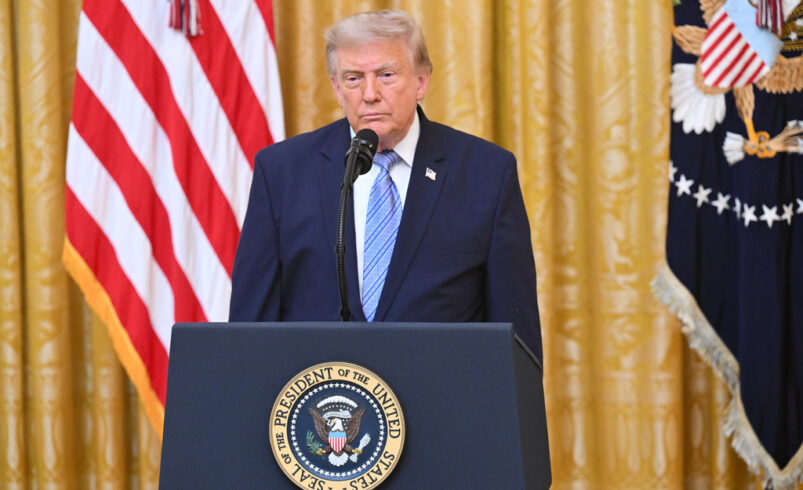 Trump acusa a China de interferir en pasadas elecciones de EU