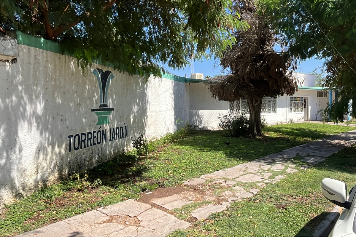 Riquelme dialogará con vecinos de Torreón Jardín ante quejas por cobros y servicio de agua