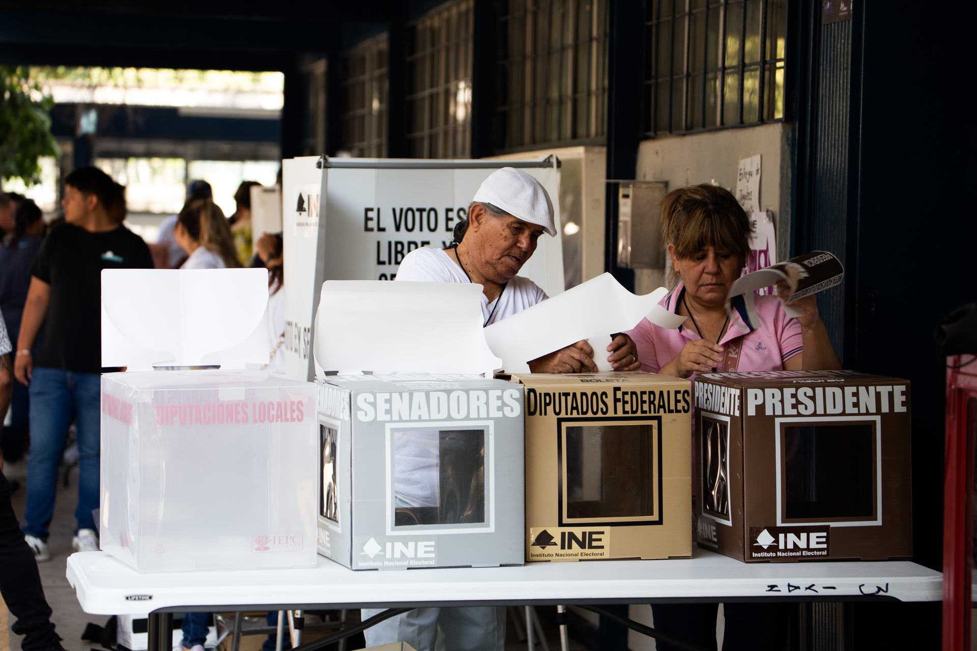 INE aprueba el calendario del Proceso Electoral Federal 2026-2027