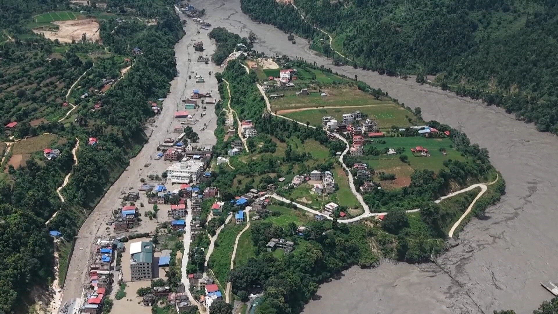 Nepal eleva a 469 los muertos por la inmensa riada del miércoles