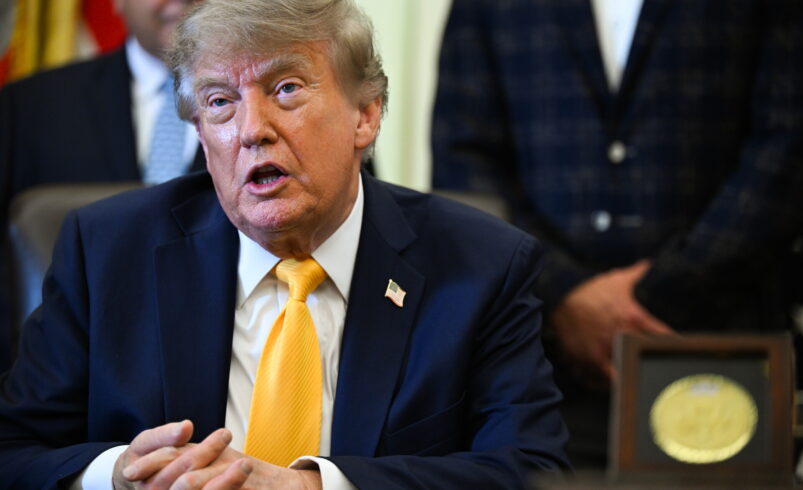 Trump afirma que México no ofrece a EU más que “tamales picantes y tomates”