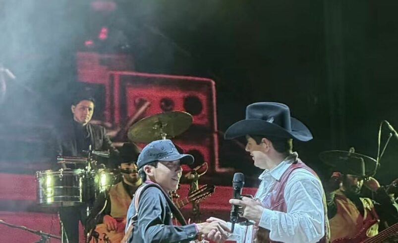 ‘Todavía no me la creo’, Alfredo Olivas cumple sueño a joven lagunero