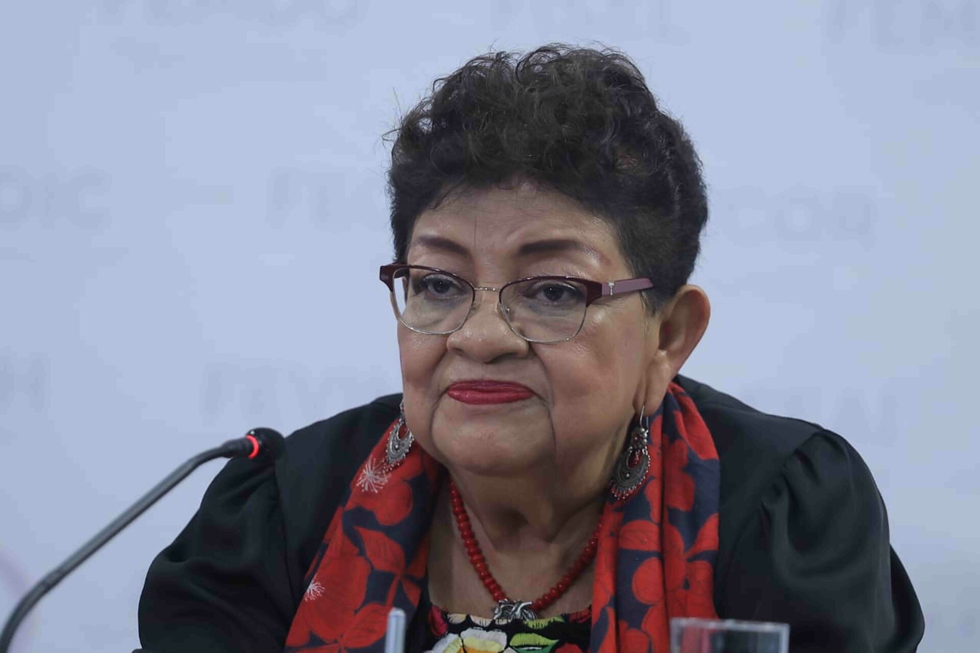 Ernestina Godoy niega orden de aprehensión contra Jorge Amílcar