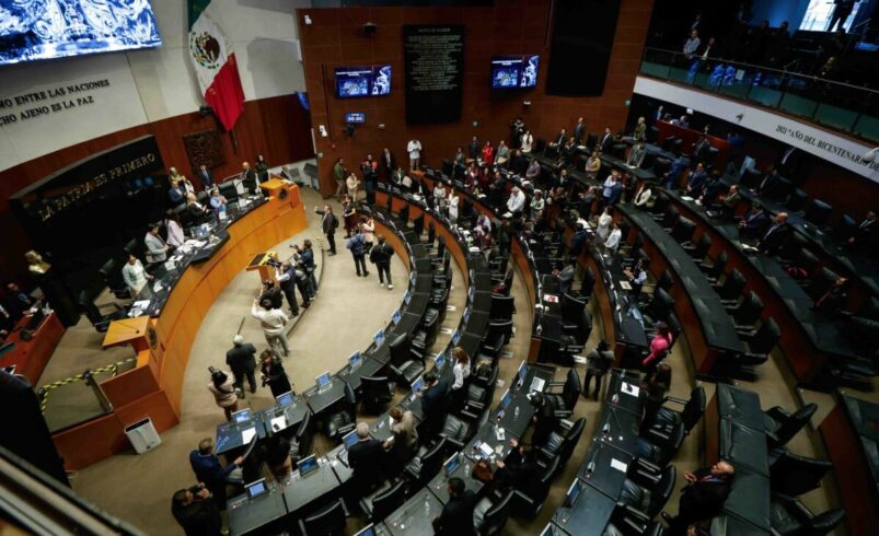 Senado prevé aprobar reforma contra doble nacionalidad en Presidentes y gobernadores