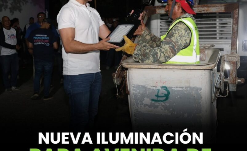 #Viral | El Ayuntamiento de Progreso inició la rehabilitación del alumbrado público en la avenida de la calle 33 que llega a Brisas, con la instalación de 64 postes metálicos y 144 luminarias LED de 100 watts.