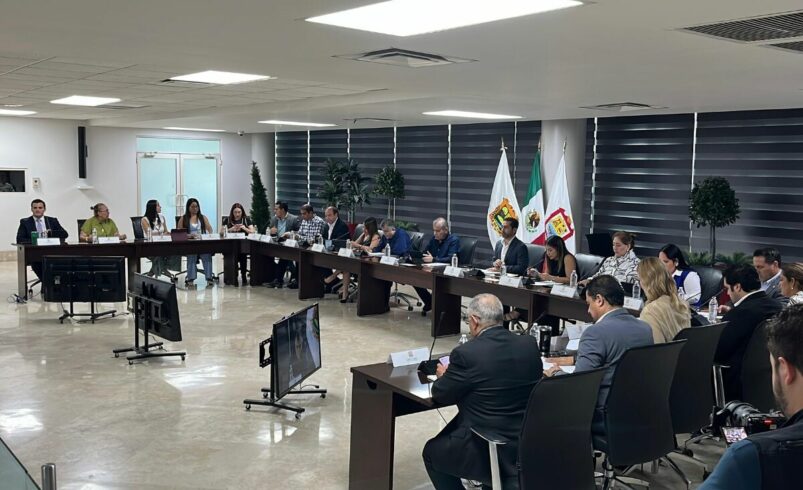 Prohíben doble remolque y restringen camiones pesados en el Periférico de Torreón