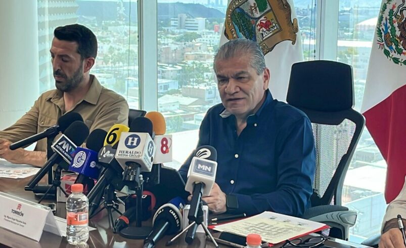 Riquelme fija postura sobre amparo que promovió exgerente de Simas Torreón, Roberto Escalante