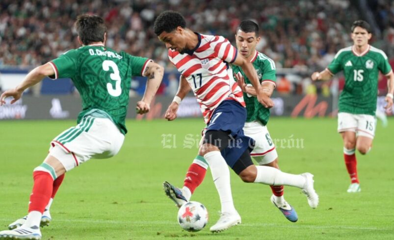 Estados Unidos golea a México en el Clásico de Concacaf