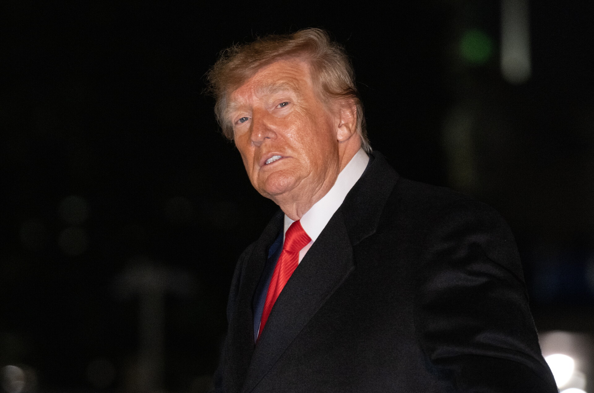 Trump anuncia tregua energética entre Rusia y Ucrania; Kiev reporta nuevos ataques