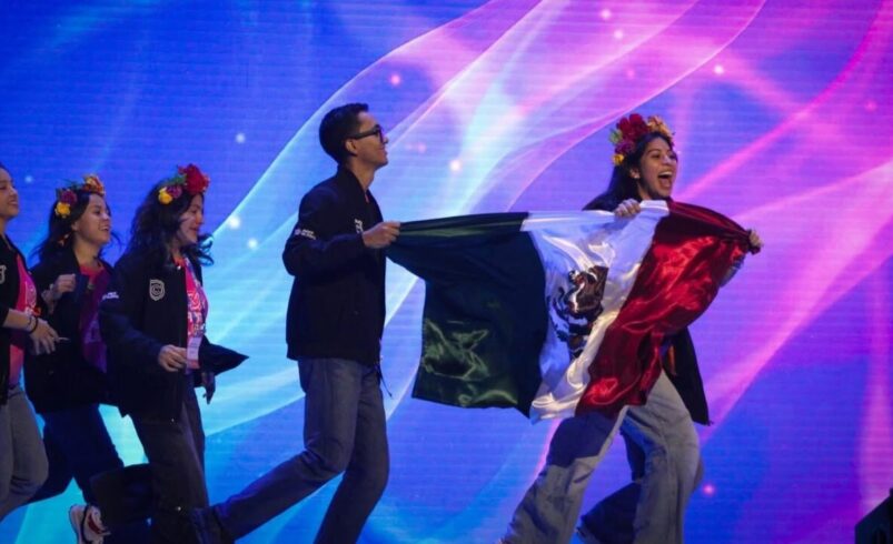 Cerbotics del Colegio Cervantes gana oro en el mundial de robótica de Corea 2026